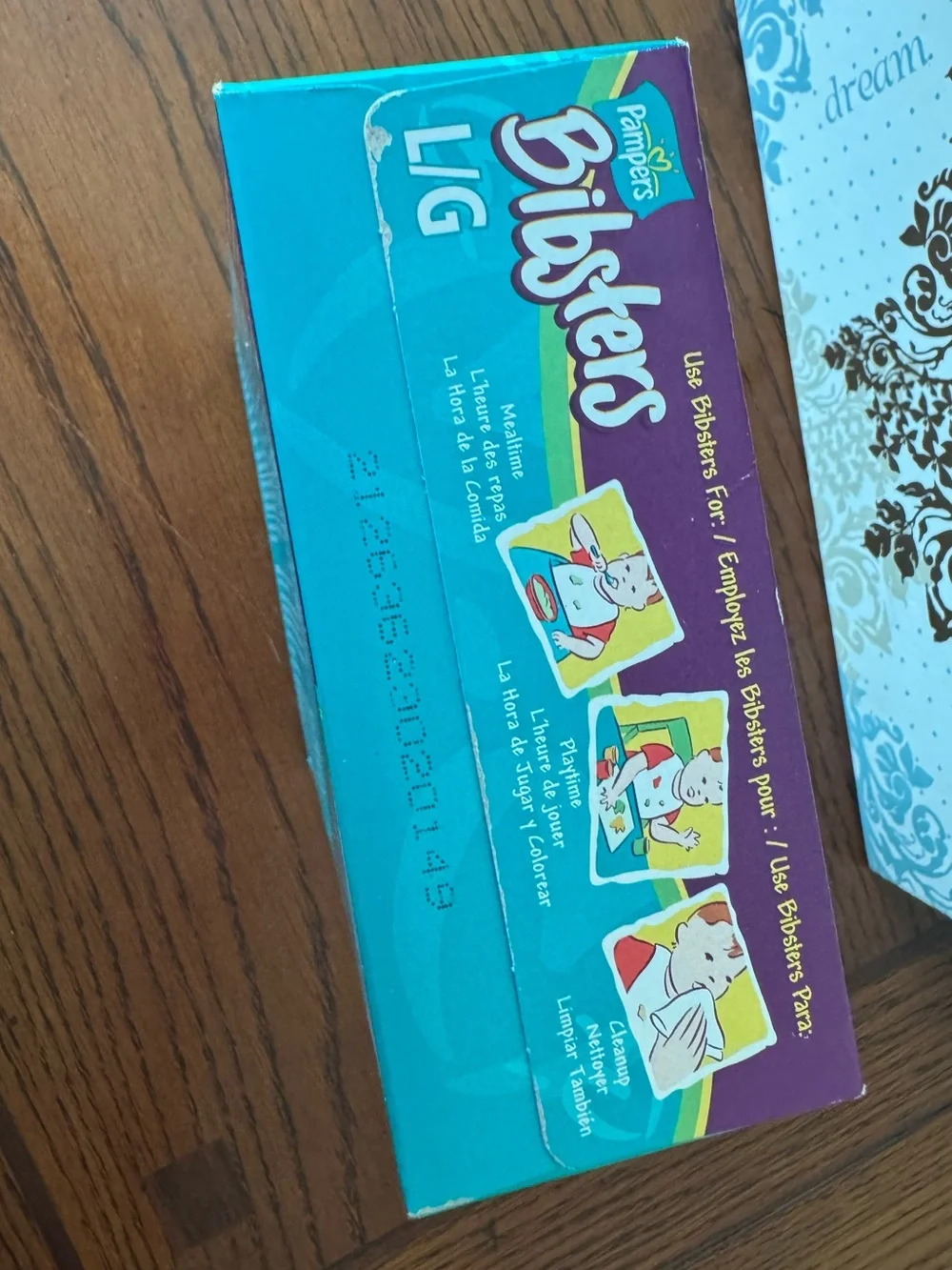 NEW Bibsters Large Disposable Bibs 6 Month+ Pampers 20 Count Sesame Street
